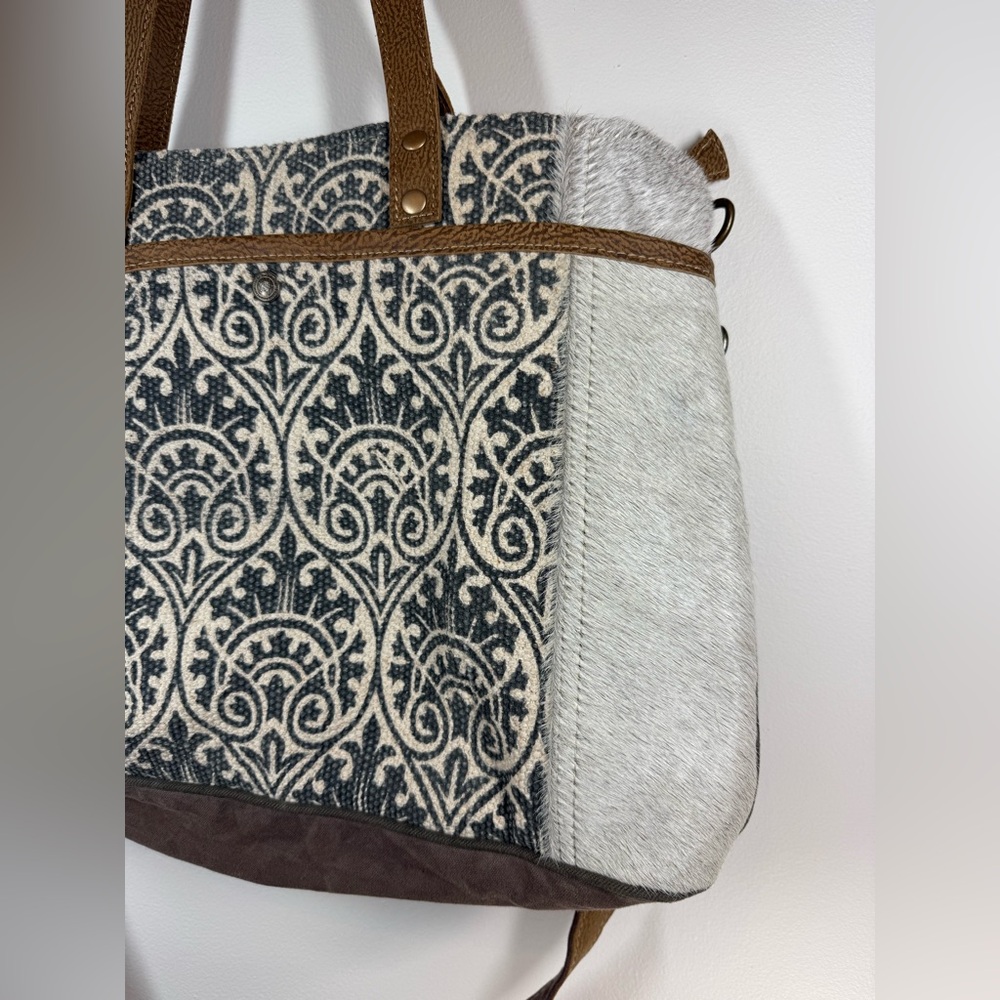 Myra Bag Ace Upcycled Canvas & Cowhide Messenger Bag - Picture 5 of 14